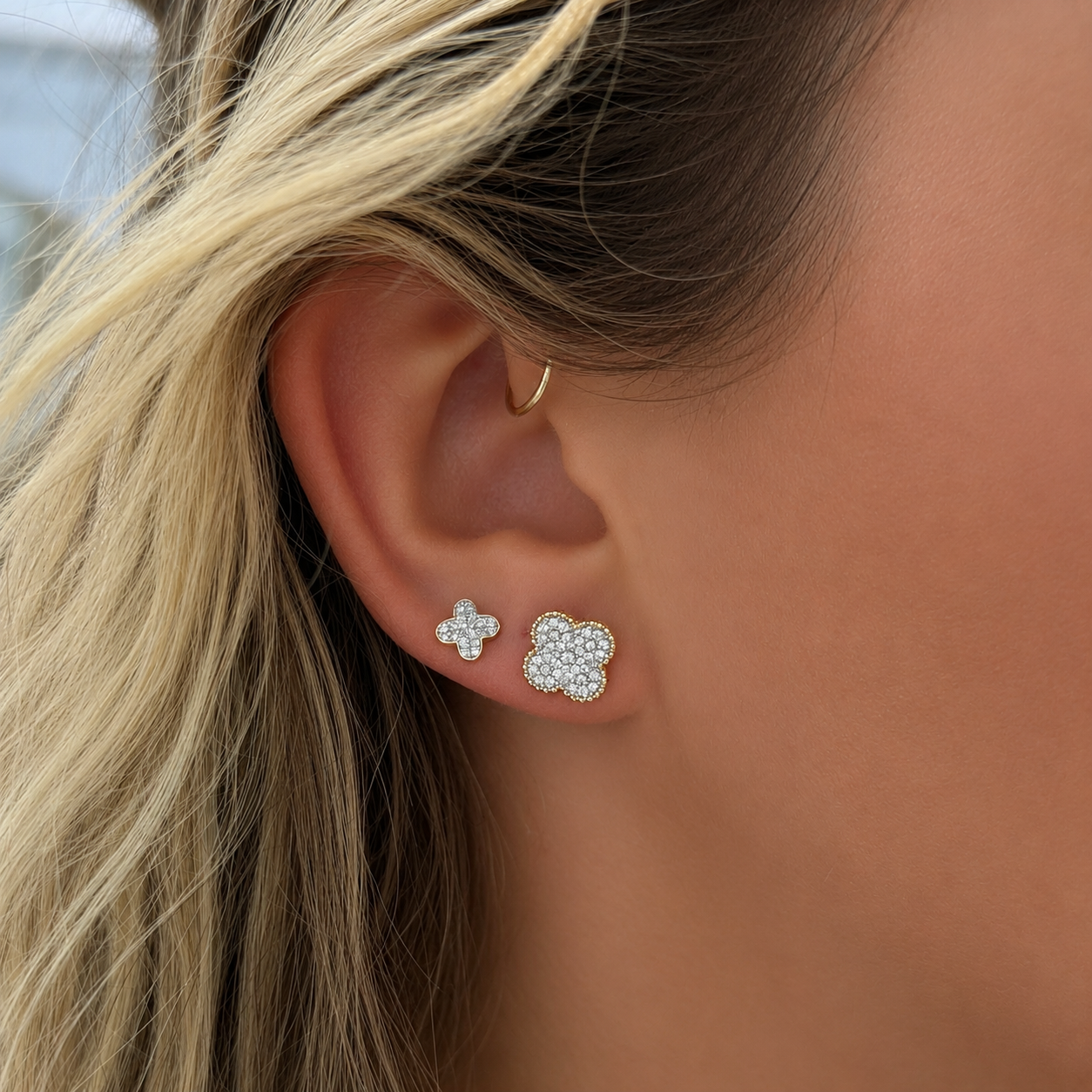 Large Pavè Clover Diamond Studs