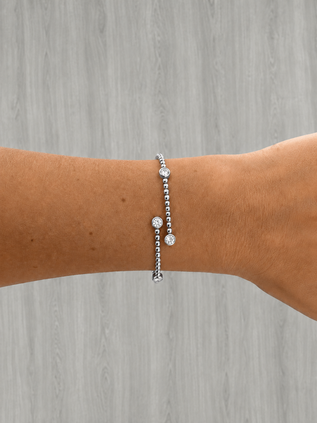 Bezel Diamond Beaded Bracelet