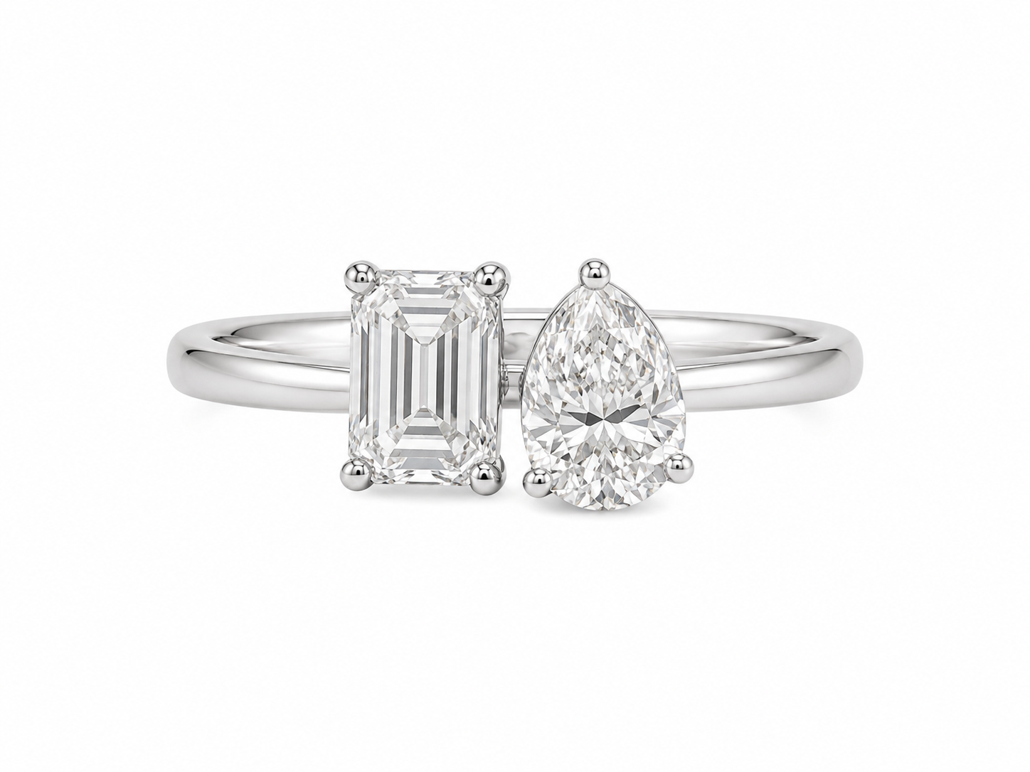 Emerald & Pear Lab Diamond Toi et Moi Ring