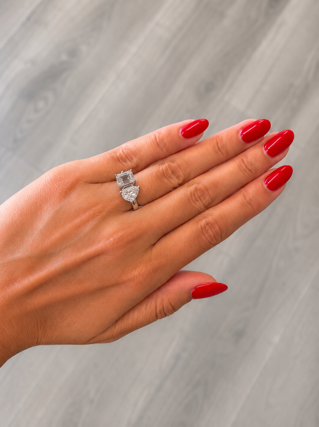 Emerald & Pear Lab Diamond Toi et Moi Ring