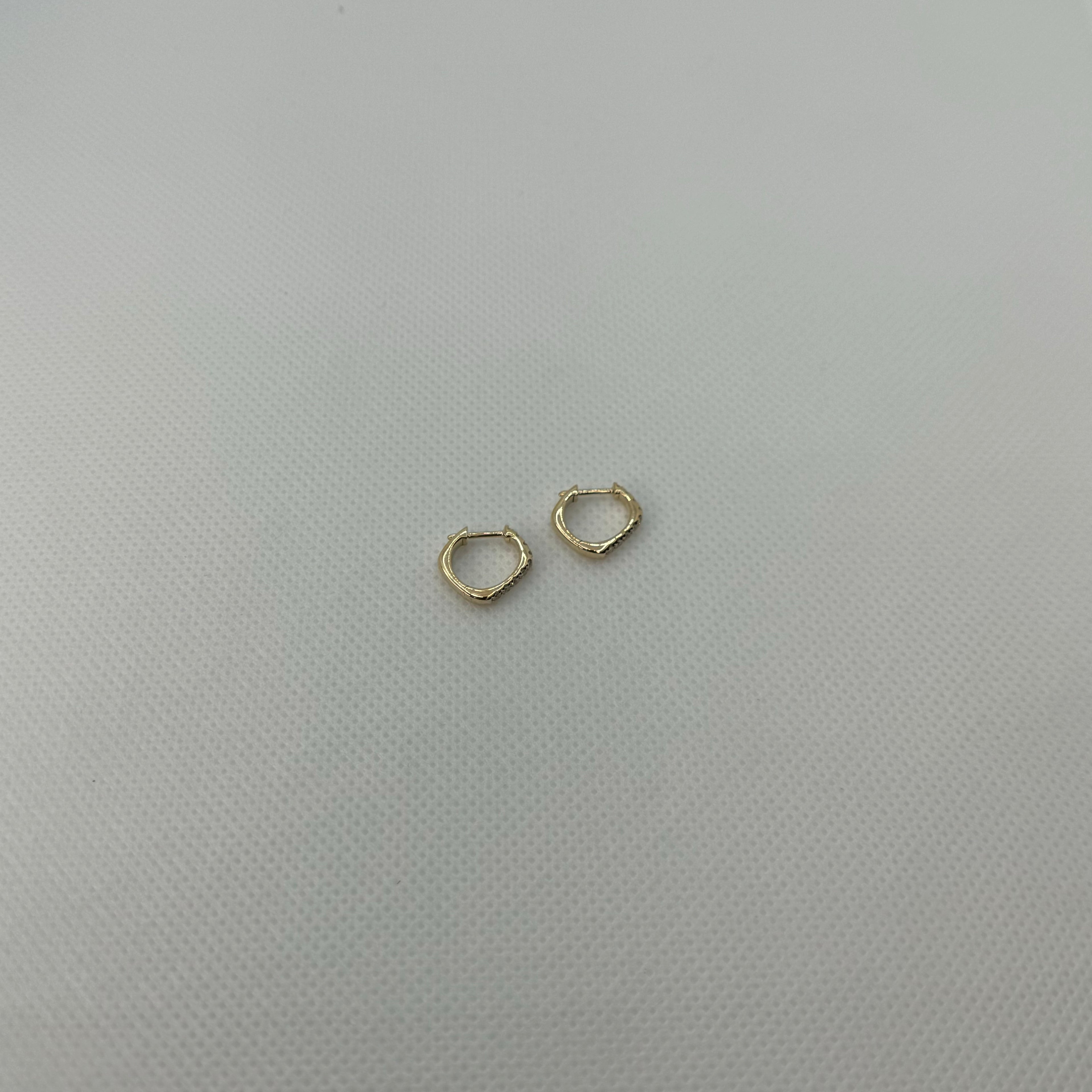 Squared Off Diamond Huggie