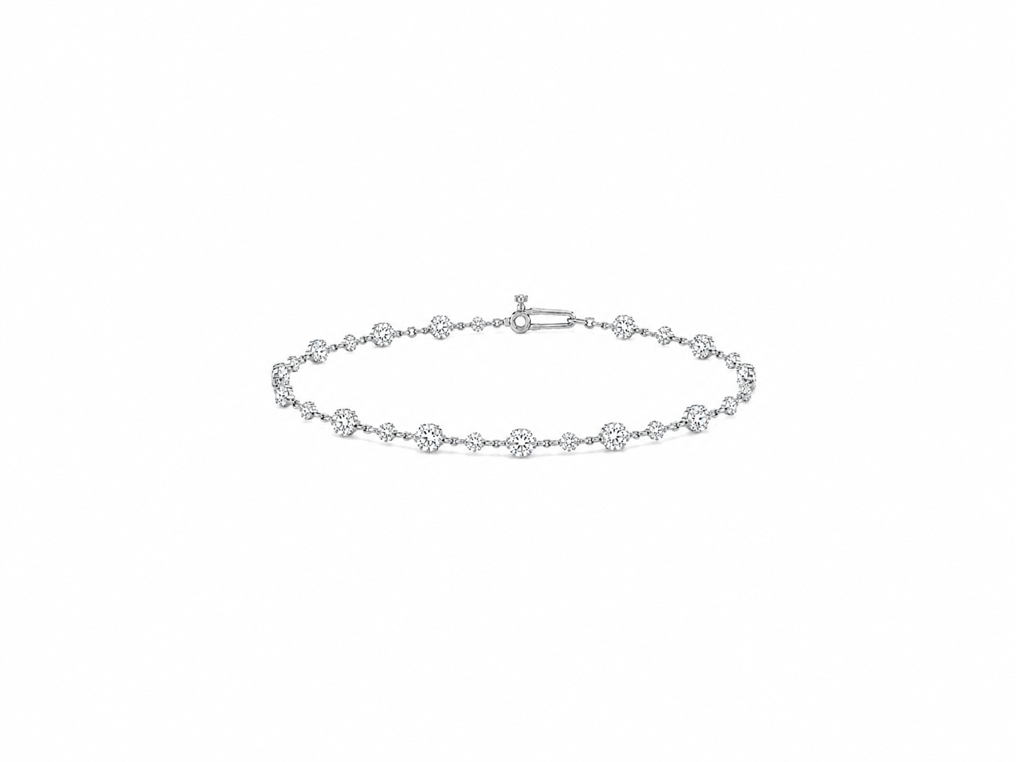 Graduated Round Diamond Station Bracelet